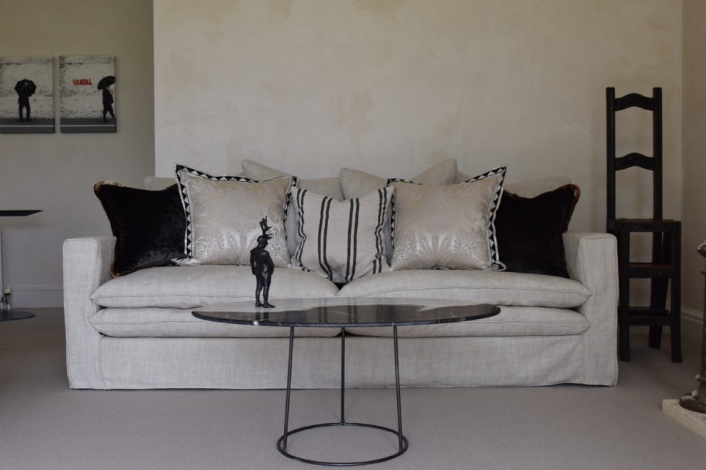 AOD_SimpleSofa